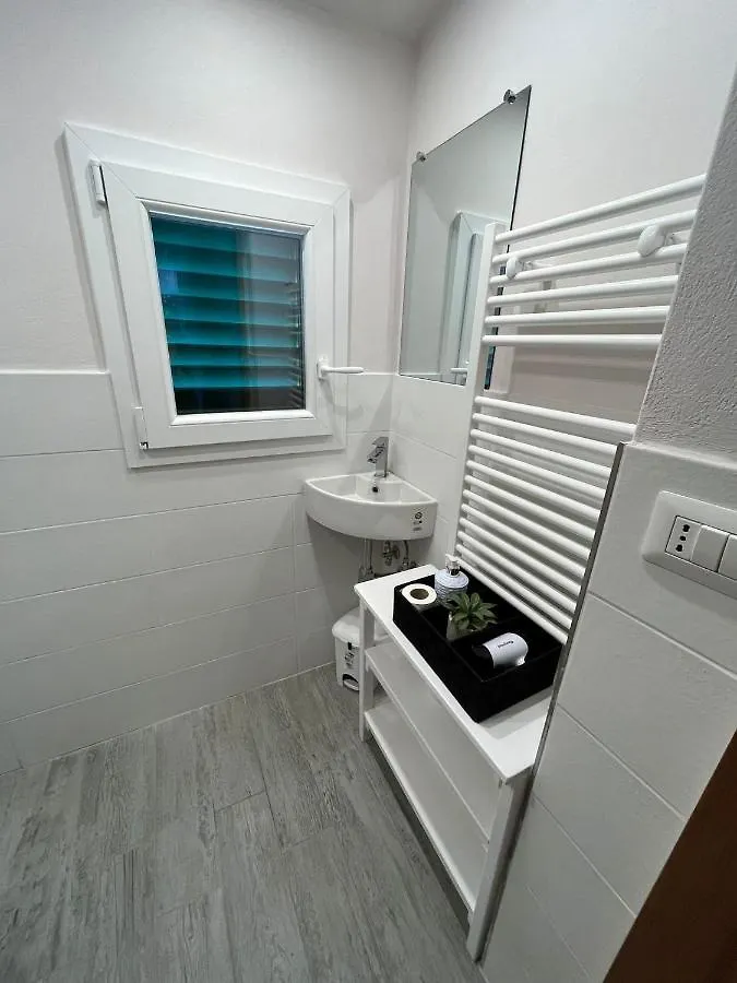 Apartment Appartamento Il Vicolo Florence Italy